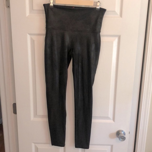 SPANX Pants - Spanx Faux leather leggings